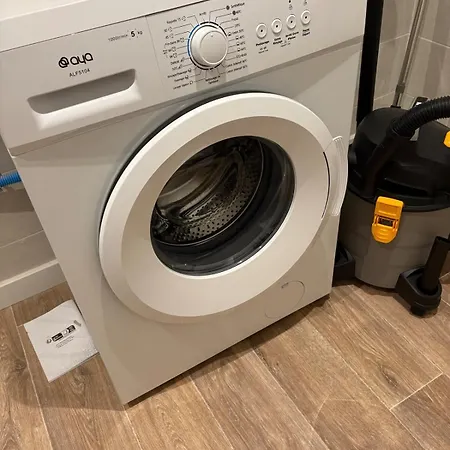 Apartment I Ground Floor L Terrace L Garden L Air Conditioning *