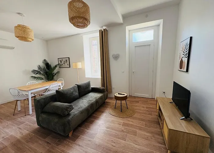 I Ground Floor L Terrace L Garden L Air Conditioning Appartement *